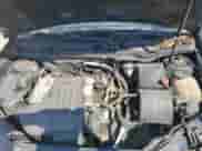 2008 Chevrolet Cobalt LS z VIN 1G1AK18F087181237, wystawiony jako Copart lot #81261715 z przebiegiem 231 741 mil mil oraz Czysty tytuł • Clean title. Historia ofert i sprzedaży dostępna na DreamBid. Obrazek 11.