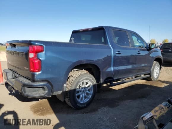 2020 Chevrolet Silverado 1500 RST z VIN 1GCUYEED4LZ373285, wystawiony jako Copart lot #82030265 z przebiegiem 79 263 mil mil oraz Szkoda całkowita • Salvage title. Historia ofert i sprzedaży dostępna na DreamBid. Obrazek 3.