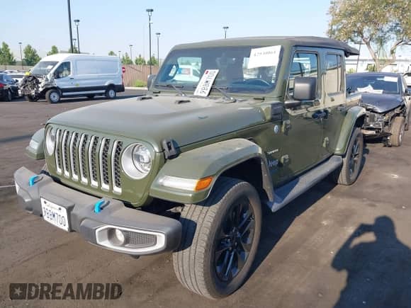 2022 Jeep Wrangler Unlimited Sahara с VIN 1C4JJXP61NW245575, выставлен на аукционе IAAI как лот 42930061 с пробегом 40 689 миль миль и . История ставок и продаж доступна на DreamBid. Изображение 2.