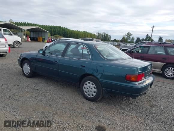 1996 Toyota Camry DX with VIN 4T1BG12K8TU777026, listed as a IAAI auction lot 43000116 with 222,952 mi miles and . Bid and sale history available at DreamBid. Image 3.
