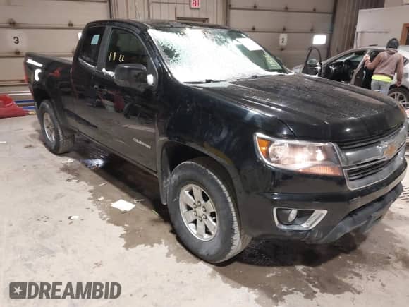 2018 Chevrolet Colorado 4WD Work Truck z VIN 1GCHTBEN4J1220215, wystawiony jako IAAI lot #41541822 z przebiegiem 64 971 mil mil oraz . Historia ofert i sprzedaży dostępna na DreamBid. Obrazek 1.
