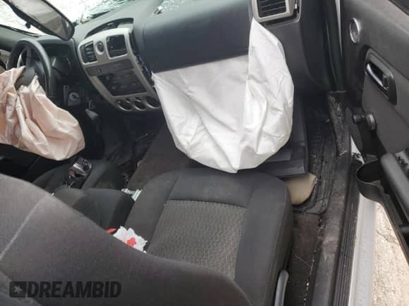 2009 Chevrolet Colorado Work Truck with VIN 1GCCS14EX98145760, listed as a Copart auction lot 82901273 with Not provided miles and Salvage title. Bid and sale history available at DreamBid. Image 8.