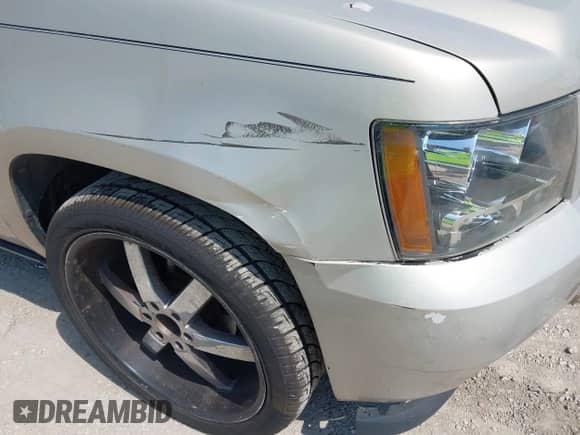 2010 Chevrolet Tahoe LTZ with VIN 1GNUKCE07AR179793, listed as a IAAI auction lot 42685592 with 179,028 mi miles and . Bid and sale history available at DreamBid. Image 6.