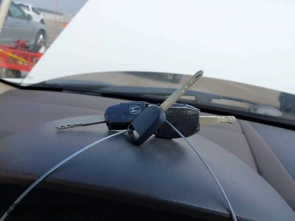 2005 Honda Accord EX-L with VIN 1HGCM56895A173644, listed as a IAAI auction lot 43144561 with 189,065 mi miles and . Bid and sale history available at DreamBid. Image 11.