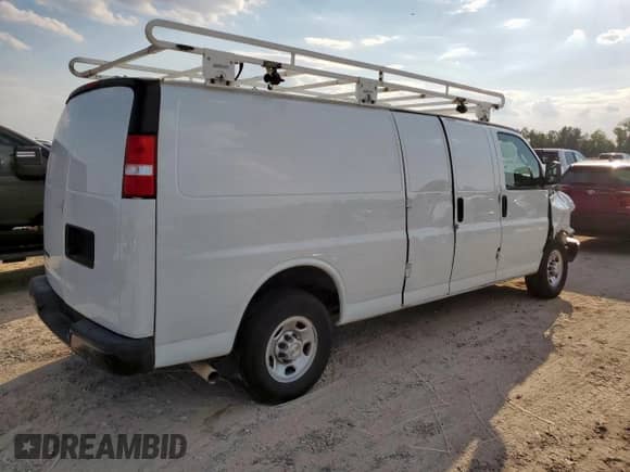 2023 Chevrolet Express Cargo z VIN 1GCWGBFPXP1220787, wystawiony jako Copart lot #89430705 z przebiegiem 57 408 mil mil oraz Szkoda całkowita • Salvage title. Historia ofert i sprzedaży dostępna na DreamBid. Obrazek 3.