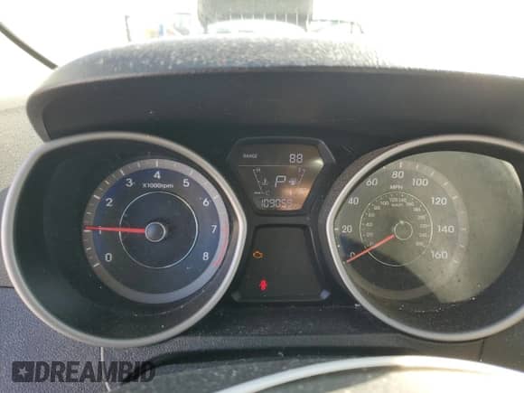 2015 Hyundai Elantra SE z VIN KMHDH4AE3FU452453, wystawiony jako Copart lot #82611765 z przebiegiem 109 059 mil mil oraz Szkoda całkowita • Salvage title. Historia ofert i sprzedaży dostępna na DreamBid. Obrazek 9.