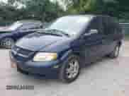 2003 Dodge Caravan SE z VIN 1D4GP25R13B244927, wystawiony jako IAAI lot #43105613 z przebiegiem 167 062 mil mil oraz . Historia ofert i sprzedaży dostępna na DreamBid. Obrazek 19.
