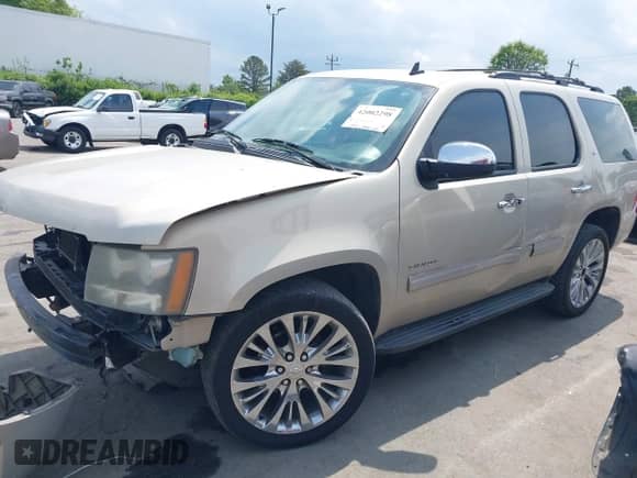 2010 Chevrolet Tahoe LT с VIN 1GNUCBE09AR216446, выставлен на аукционе IAAI как лот 42002298 с пробегом 278 738 миль миль и . История ставок и продаж доступна на DreamBid. Изображение 2.