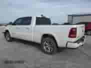 2021 Ram 1500 Laramie z VIN 1C6SRFRT4MN831791, wystawiony jako Copart lot #50211585 z przebiegiem 111 961 mil mil oraz Szkoda całkowita • Salvage title. Historia ofert i sprzedaży dostępna na DreamBid. Obrazek 2.