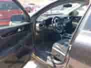 2017 Kia Sorento EX z VIN 5XYPH4A14HG190770, wystawiony jako IAAI lot #42501305 z przebiegiem 156 570 mil mil oraz . Historia ofert i sprzedaży dostępna na DreamBid. Obrazek 17.