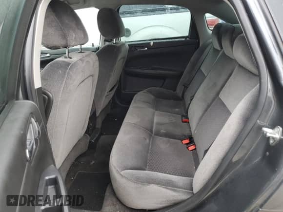 2010 Chevrolet Impala Police Police z VIN 2G1WD5EM4A1252386, wystawiony jako Copart lot #39185274 z przebiegiem 120 086 mil mil oraz Szkoda całkowita • Salvage title. Historia ofert i sprzedaży dostępna na DreamBid. Obrazek 10.