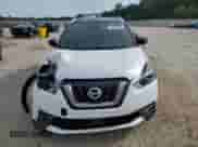 2020 Nissan Kicks SR with VIN 3N1CP5DV7LL546803, listed as a Copart auction lot 70695885 with 52,059 mi miles and Salvage title. Bid and sale history available at DreamBid. Image 5.