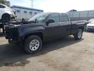2015 GMC Sierra 1500 with VIN 1GTR1TEHXFZ412788, listed as a Copart auction lot 60645835 with 125,689 mi miles and Clean title. Bid and sale history available at DreamBid. Image 1.