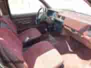 1992 Nissan Frontier z VIN 1N6SD16S0NC367303, wystawiony jako IAAI lot #42665693 z przebiegiem 100 249 mil mil oraz . Historia ofert i sprzedaży dostępna na DreamBid. Obrazek 5.