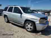 2007 Chevrolet TrailBlazer LT z VIN 1GNET13MX72241457, wystawiony jako Copart lot #50043595 z przebiegiem 177 498 mil mil oraz Szkoda całkowita • Salvage title. Historia ofert i sprzedaży dostępna na DreamBid. Obrazek 4.