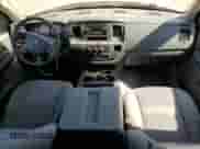 2008 Dodge 1500 SLT z VIN 1D7HU18298S531450, wystawiony jako Copart lot #63090655 z przebiegiem 146 020 mil mil oraz Szkoda całkowita • Salvage title. Historia ofert i sprzedaży dostępna na DreamBid. Obrazek 8.