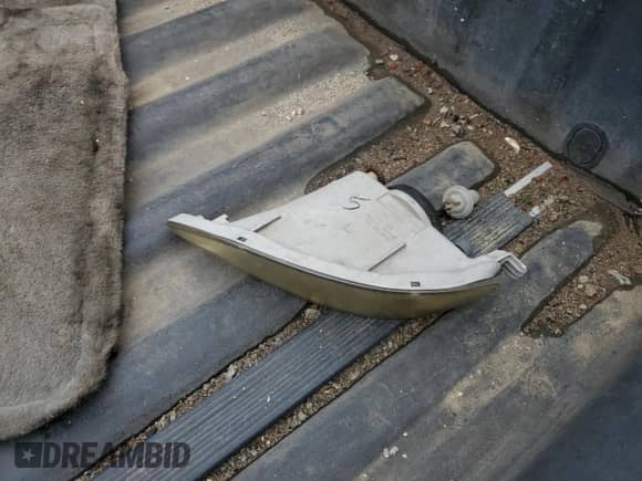 2006 Nissan Frontier SE с VIN 1N6AD07W96C463424, выставлен на аукционе Copart как лот 61153515 с пробегом 176 992 миль миль и Чистый • Clean title. История ставок и продаж доступна на DreamBid. Изображение 12.