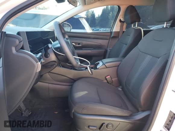 2025 Hyundai Tucson SEL с VIN 5NMJBCDE2SH444084, выставлен на аукционе Copart как лот 86245355 с пробегом 23 801 миль миль и Списание • Salvage title. История ставок и продаж доступна на DreamBid. Изображение 7.