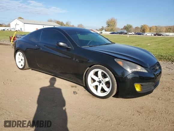 2010 Hyundai Genesis Coupe с VIN KMHHT6KD4AU035224, выставлен на аукционе Copart как лот 77809554 с пробегом 201 095 миль миль и Списание • Salvage title. История ставок и продаж доступна на DreamBid. Изображение 4.