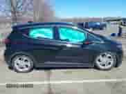 2022 Chevrolet Bolt EV 1LT z VIN 1G1FW6S07N4127216, wystawiony jako IAAI lot #41856198 z przebiegiem 71 464 mil mil oraz . Historia ofert i sprzedaży dostępna na DreamBid. Obrazek 13.
