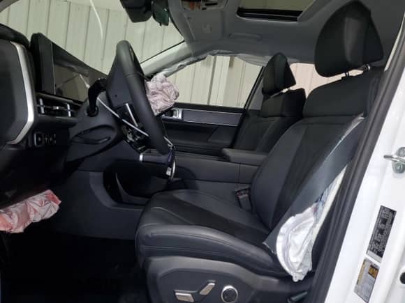 2025 Hyundai Santa Fe XRT с VIN 5NMP3DGL1SH088802, выставлен на аукционе Copart как лот 84831424 с пробегом 976 миль миль и Списание • Salvage title. История ставок и продаж доступна на DreamBid. Изображение 7.