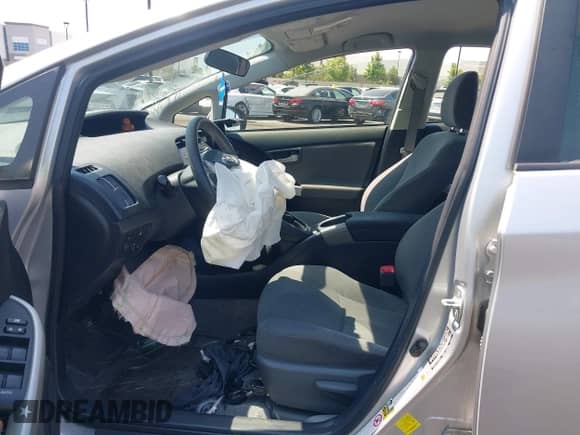 2013 Toyota Prius with VIN JTDKN3DP4D3038418, listed as a IAAI auction lot 42758552 with 89,368 mi miles and . Bid and sale history available at DreamBid. Image 5.