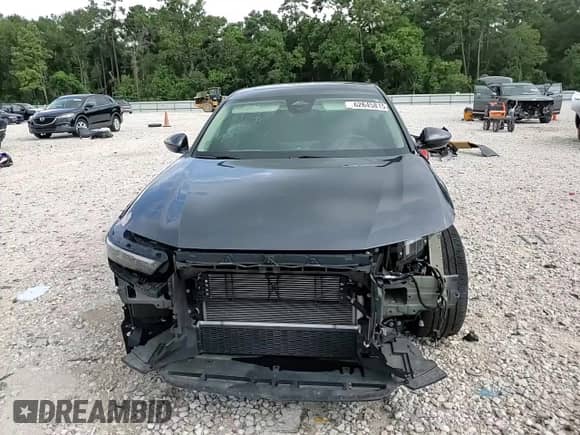 2024 Honda Accord Touring with VIN 1HGCY2F86RA049226, listed as a Copart auction lot 62645815 with 33,923 mi miles and Clean title. Bid and sale history available at DreamBid. Image 14.