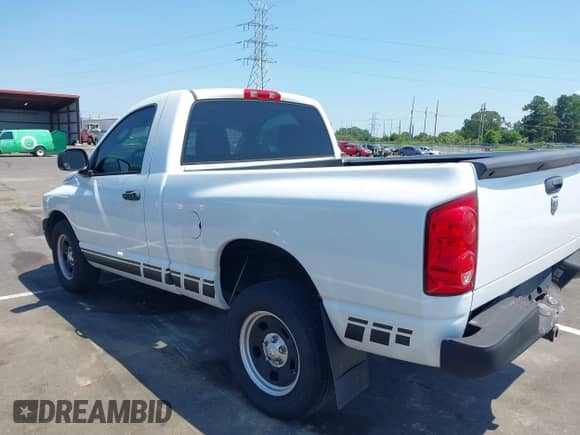 2008 Dodge 1500 ST с VIN 1D7HA16K48J202754, выставлен на аукционе IAAI как лот 43008696 с пробегом 85 083 миль миль и . История ставок и продаж доступна на DreamBid. Изображение 3.