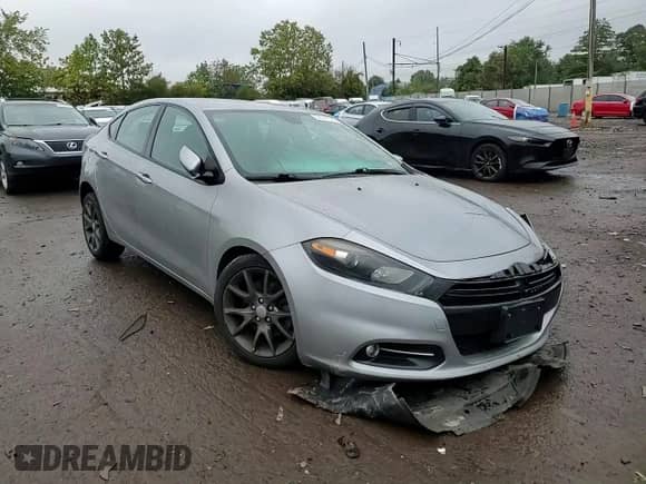 2015 Dodge Dart SXT with VIN 1C3CDFBB1FD320579, listed as a Copart auction lot 84047935 with 57,473 mi miles and Salvage title. Bid and sale history available at DreamBid. Image 14.