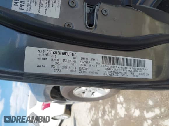 2011 Ram 1500 ST z VIN 1D7RB1GP0BS632035, wystawiony jako IAAI lot #43349129 z przebiegiem 180 472 mil mil oraz . Historia ofert i sprzedaży dostępna na DreamBid. Obrazek 9.