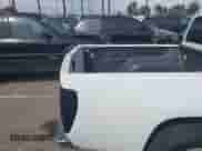 2005 Chevrolet Colorado 1SC LS Z85 z VIN 1GCCS136258113504, wystawiony jako IAAI lot #42160678 z przebiegiem 377 555 mil mil oraz . Historia ofert i sprzedaży dostępna na DreamBid. Obrazek 12.