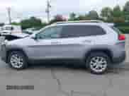 2014 Jeep Cherokee Latitude с VIN 1C4PJMCB4EW209648, выставлен на аукционе IAAI как лот 42862780 с пробегом 203 552 миль миль и . История ставок и продаж доступна на DreamBid. Изображение 14.