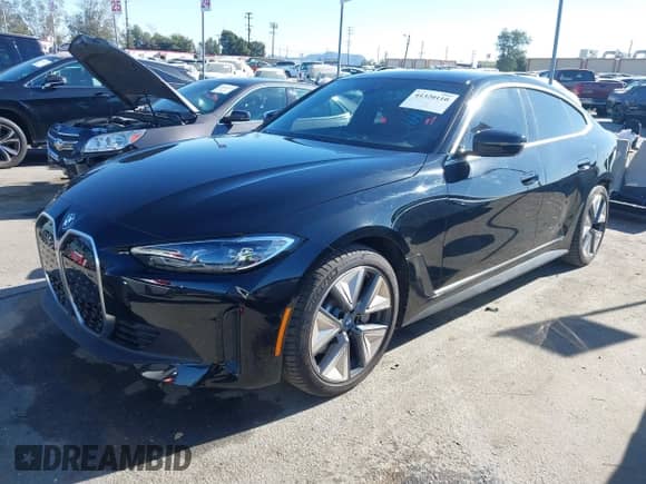 2024 BMW i4 eDrive40 с VIN WBY73AW06RFS52041, выставлен на аукционе IAAI как лот 41320110 с пробегом 21 810 миль миль и . История ставок и продаж доступна на DreamBid. Изображение 2.