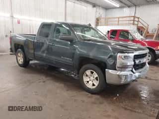 2018 Chevrolet Silverado 1500 LT z VIN 1GCVKREC6JZ302283, wystawiony jako IAAI lot #42813241 z przebiegiem 178 850 mil mil oraz . Historia ofert i sprzedaży dostępna na DreamBid. Obrazek 1.