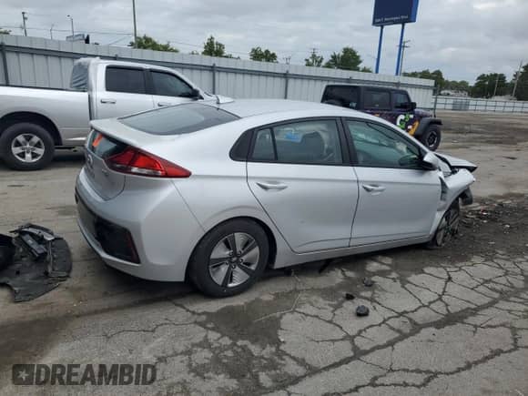 2019 Hyundai Ioniq Blue с VIN KMHC65LC6KU158851, выставлен на аукционе Copart как лот 83781605 с пробегом 38 529 миль миль и Списание • Salvage title. История ставок и продаж доступна на DreamBid. Изображение 3.