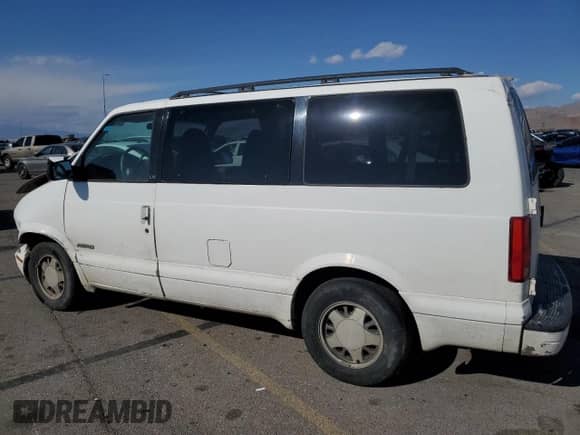 1998 Chevrolet Astro z VIN 1GNDM19W0WB171290, wystawiony jako Copart lot #79663744 z przebiegiem 137 779 mil mil oraz Szkoda całkowita • Salvage title. Historia ofert i sprzedaży dostępna na DreamBid. Obrazek 2.