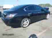 2013 Nissan Maxima SV z VIN 1N4AA5AP8DC822078, wystawiony jako IAAI lot #43279021 z przebiegiem 146 504 mil mil oraz . Historia ofert i sprzedaży dostępna na DreamBid. Obrazek 4.