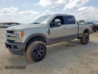 2017 Ford F-250 Lariat с VIN 1FT7W2BT4HEE31276, выставлен на аукционе Copart как лот 58258985 с пробегом 287 839 миль миль и Списание • Salvage title. История ставок и продаж доступна на DreamBid. Изображение 1.