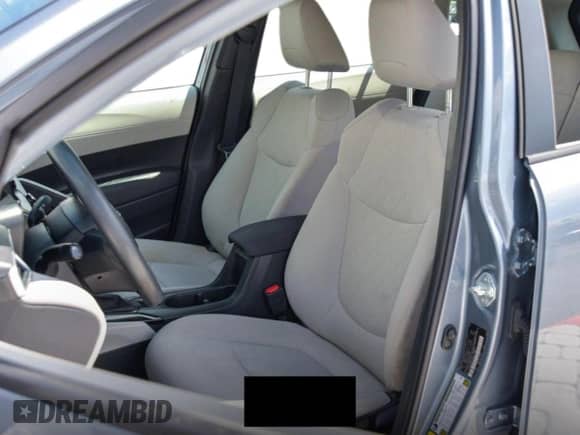 2023 Toyota Corolla Cross L with VIN 7MUAAAAG2PV049149, listed as a Copart auction lot 81417775 with 41,561 mi miles and Clean title. Bid and sale history available at DreamBid. Image 5.