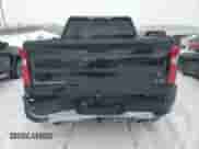 2022 Chevrolet Silverado 1500 LTZ z VIN 1GCUDGEDXNZ568771, wystawiony jako Copart lot #45108265 z przebiegiem 20 679 mil mil oraz Szkoda całkowita • Salvage title. Historia ofert i sprzedaży dostępna na DreamBid. Obrazek 6.