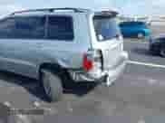 2005 Toyota Highlander with VIN JTEEP21A750109336, listed as a IAAI auction lot 43052400 with 242,632 mi miles and . Bid and sale history available at DreamBid. Image 6.