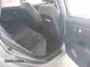 2010 Hyundai Elantra GLS z VIN KMHDU4AD1AU163017, wystawiony jako IAAI lot #43189615 z przebiegiem 177 100 mil mil oraz . Historia ofert i sprzedaży dostępna na DreamBid. Obrazek 8.