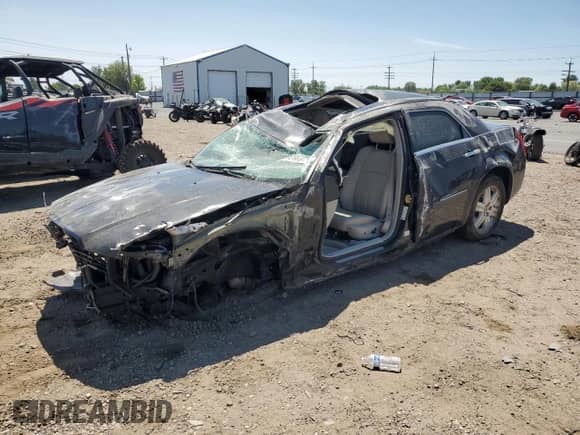 2006 Chrysler 300 C with VIN 2C3LK63H26H450950, listed as a Copart auction lot 58992565 with Not provided miles and Salvage title. Bid and sale history available at DreamBid. Image 1.