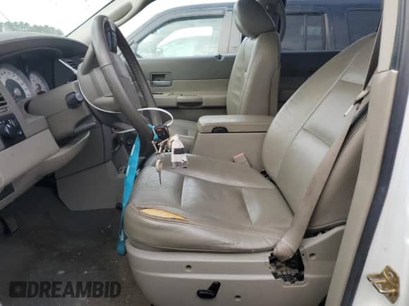 2004 Dodge Durango SLT with VIN 1D4HD48D64F208797, listed as a Copart auction lot 83971074 with 201,093 mi miles and Salvage title. Bid and sale history available at DreamBid. Image 7.