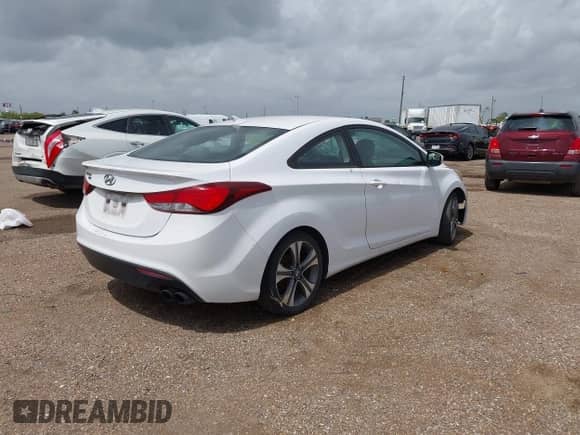 2014 Hyundai Elantra with VIN KMHDH6AHXEU029275, listed as a IAAI auction lot 42629555 with 178,686 mi miles and . Bid and sale history available at DreamBid. Image 4.
