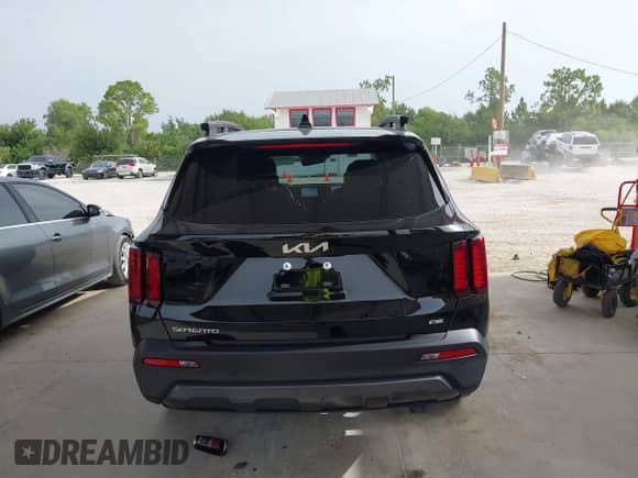 2023 Kia Sorento X-Line EX с VIN 5XYRHDLF5PG195945, выставлен на аукционе IAAI как лот 39823557 с пробегом 18 652 миль миль и . История ставок и продаж доступна на DreamBid. Изображение 17.