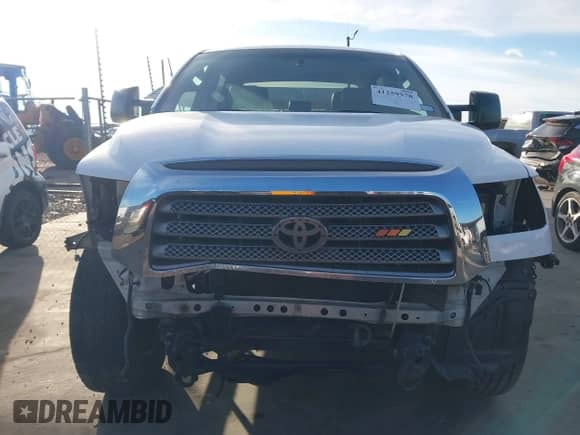 2007 Toyota Tundra Limited z VIN 5TBEV58167S452116, wystawiony jako IAAI lot #41259578 z przebiegiem 202 563 mil mil oraz . Historia ofert i sprzedaży dostępna na DreamBid. Obrazek 6.