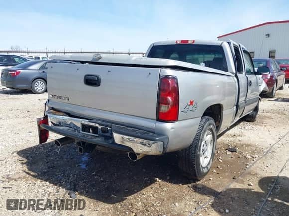 2006 Chevrolet Silverado 1500 LT1 с VIN 2GCEK19V761113414, выставлен на аукционе IAAI как лот 41835695 с пробегом Не указан миль и . История ставок и продаж доступна на DreamBid. Изображение 4.