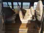 2001 Chevrolet Express z VIN 1GAHG39R311195694, wystawiony jako Copart lot #43841625 z przebiegiem Nie podano mil oraz Szkoda całkowita • Salvage title. Historia ofert i sprzedaży dostępna na DreamBid. Obrazek 11.
