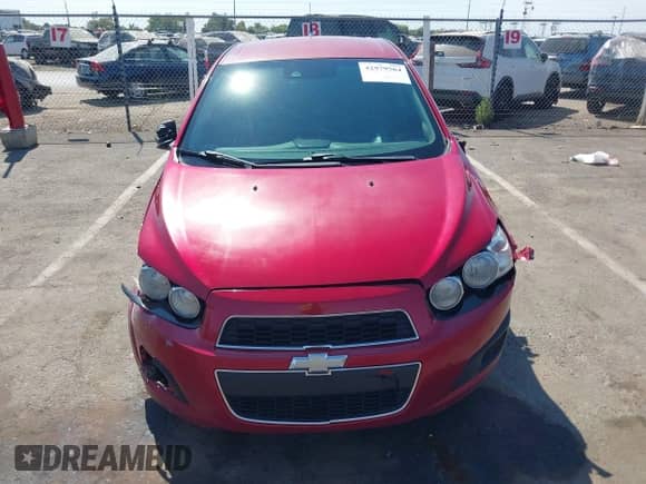 2014 Chevrolet Sonic LT с VIN 1G1JC6SB2E4132604, выставлен на аукционе IAAI как лот 42979564 с пробегом Не указан миль и . История ставок и продаж доступна на DreamBid. Изображение 12.